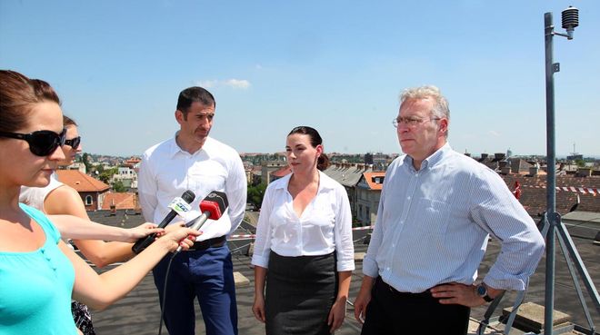 2013/06/UV_B_sajtotajekoztato_2_kis.jpg