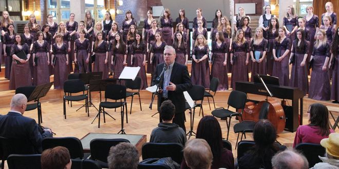 2014/04/angelika08_kis.jpg