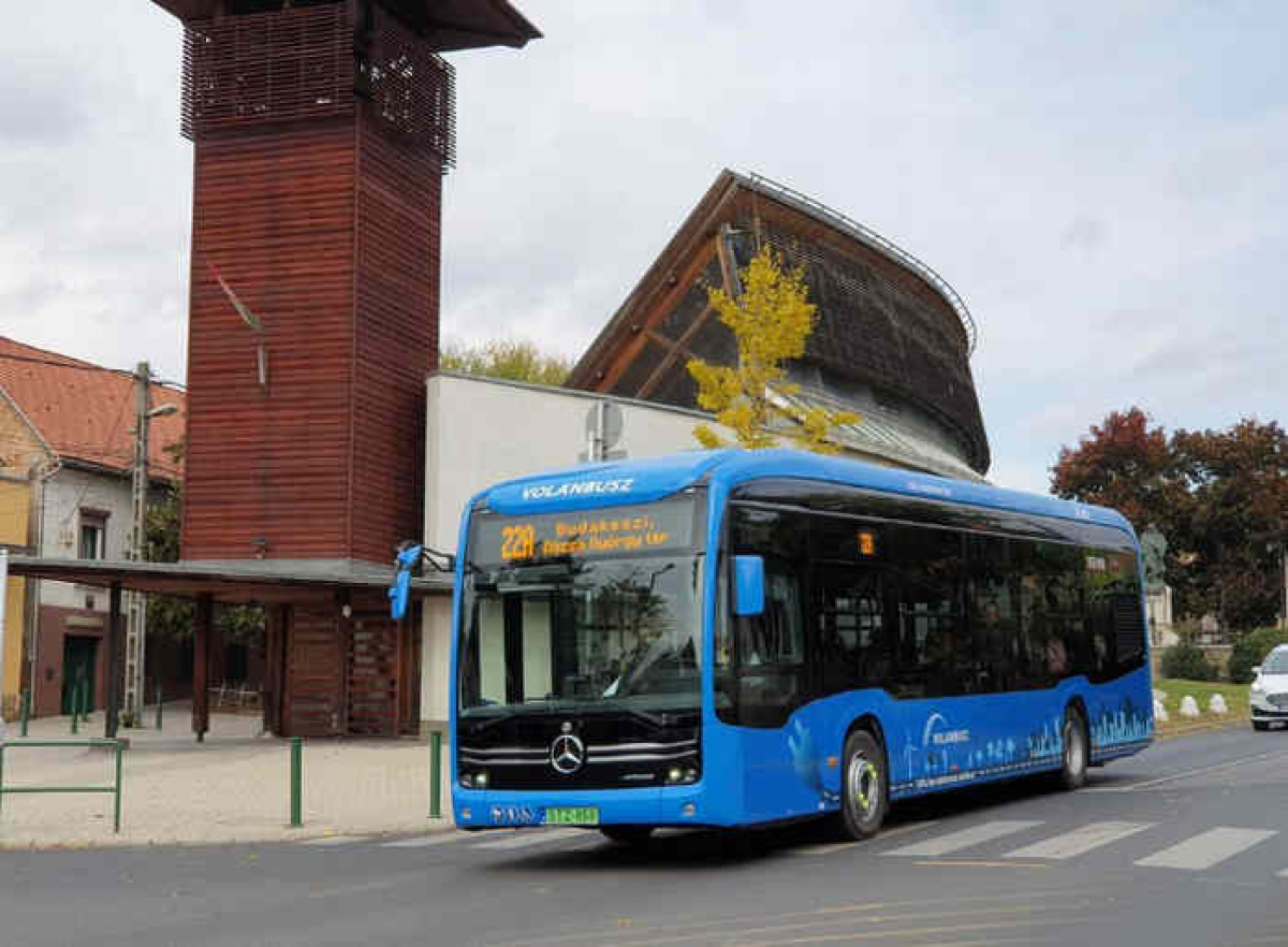 New electric buses on Budakeszi Road