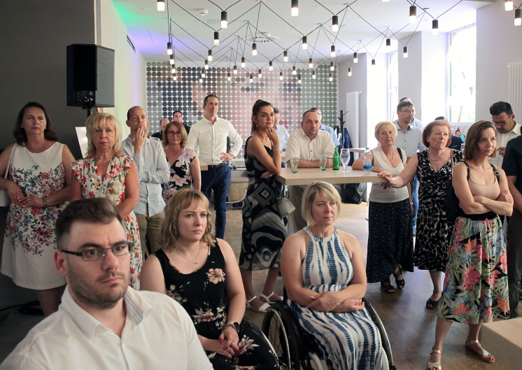 kozonseg01 kozonseg01