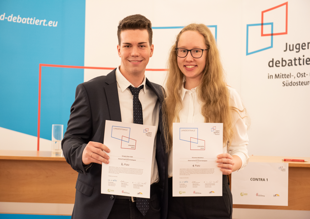 Az Österreichische Schule és a Kossuth Lajos Gimnázium két diákja képviseli Magyarországot a Vitázik az ifjúság nemzetközi vitavetélkedőn