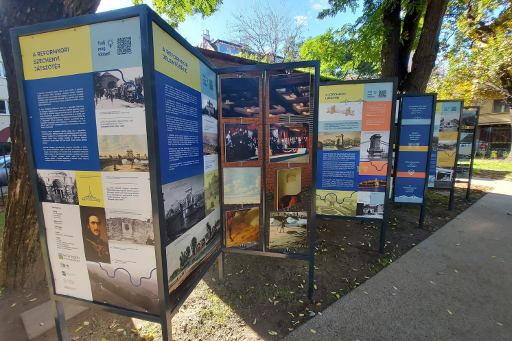 hollosy_simon_jatszoter_tablo hollosy_simon_jatszoter_tablo